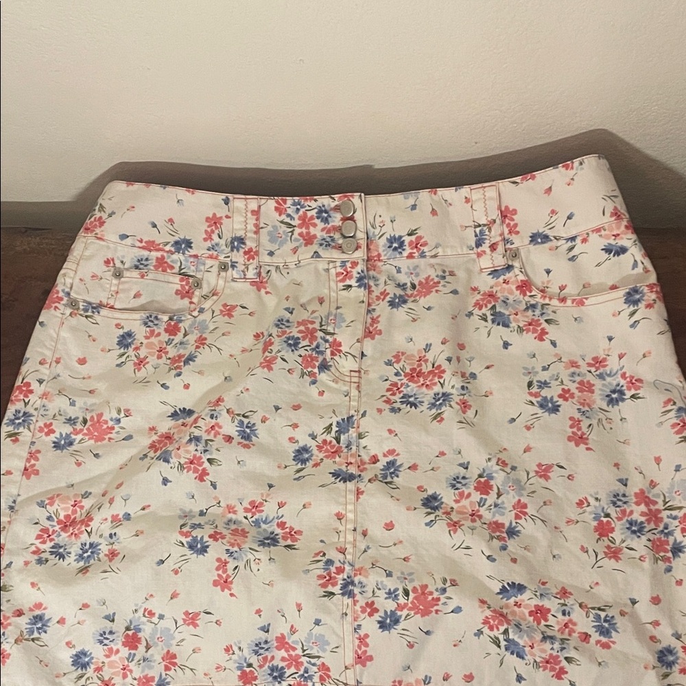 LOFT Floral Mini Skirt Pink Blue Botanical Size 14 - Picture 7 of 13